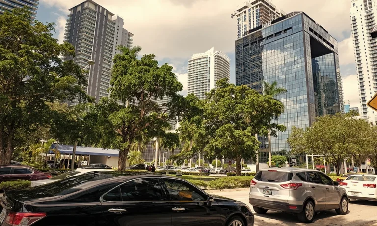 4 Reasons Urban and Suburban Drivers Need Different Vehicles